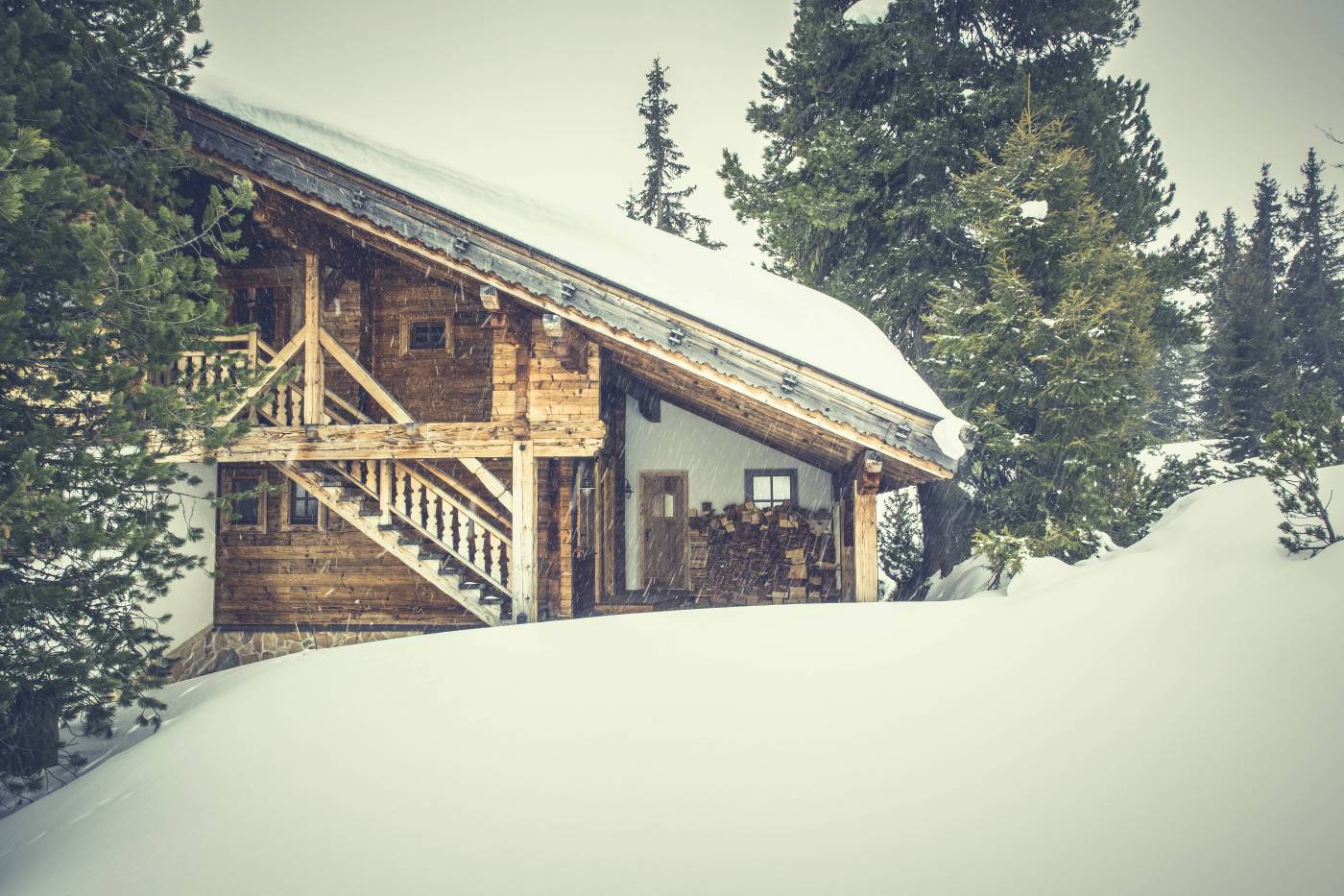 alpine hut winter chalet/ picture