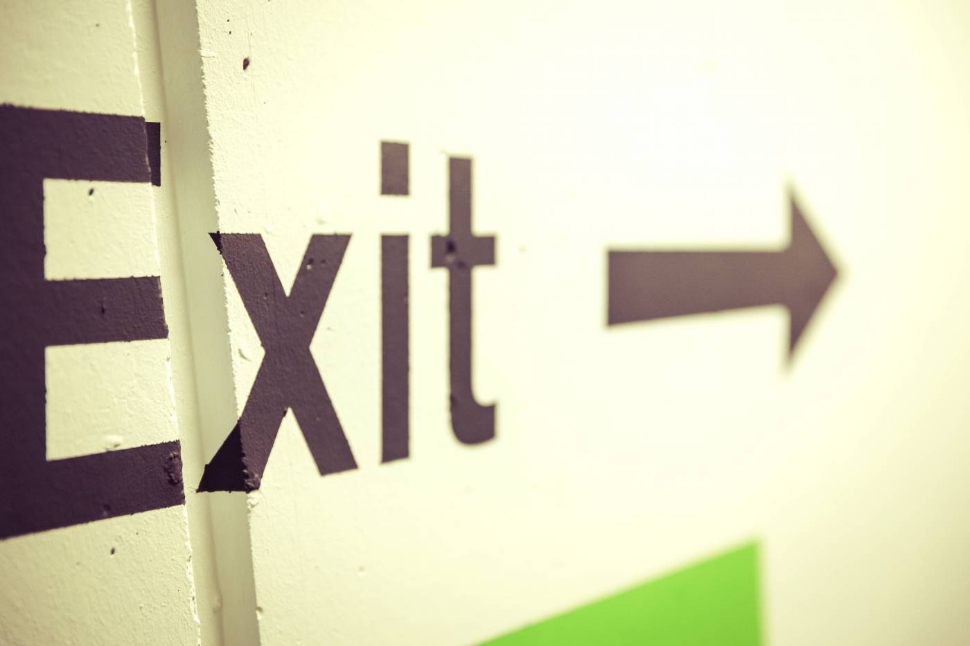 exit typography parkdeck sign/ picture