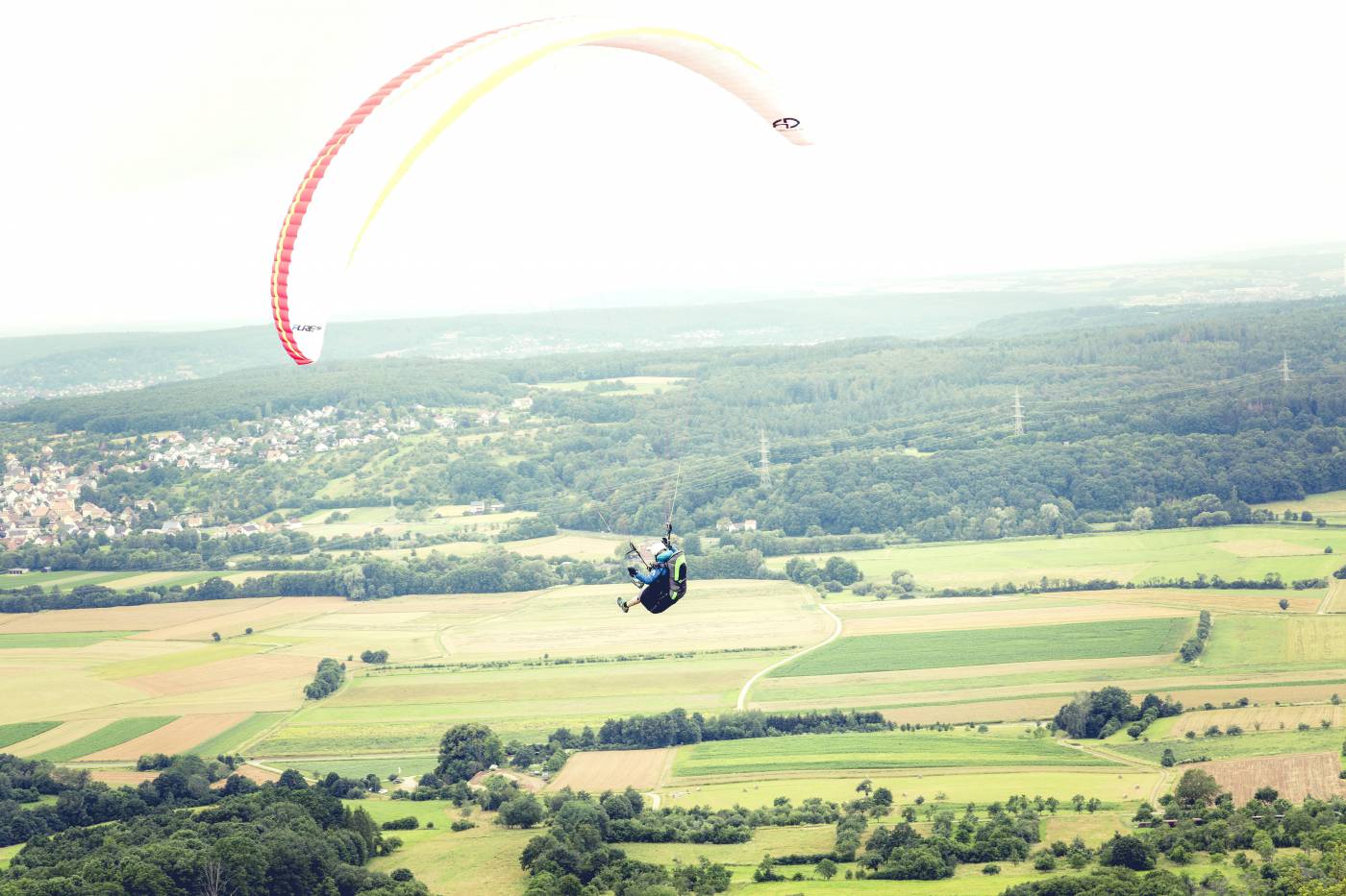 extrem sport paragliding/ picture