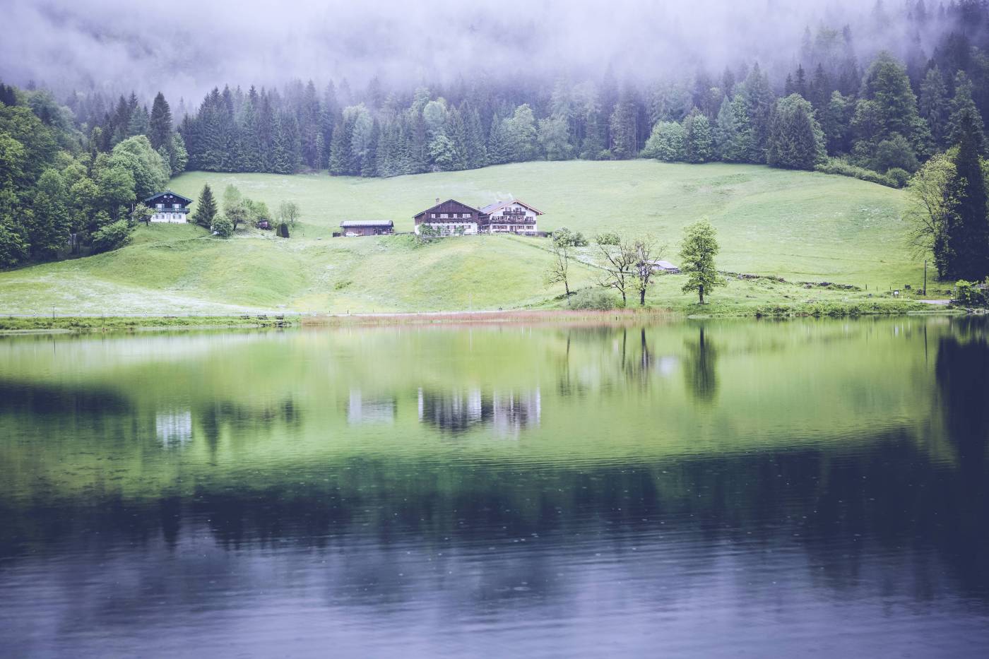 mountain lake bavaria/ picture