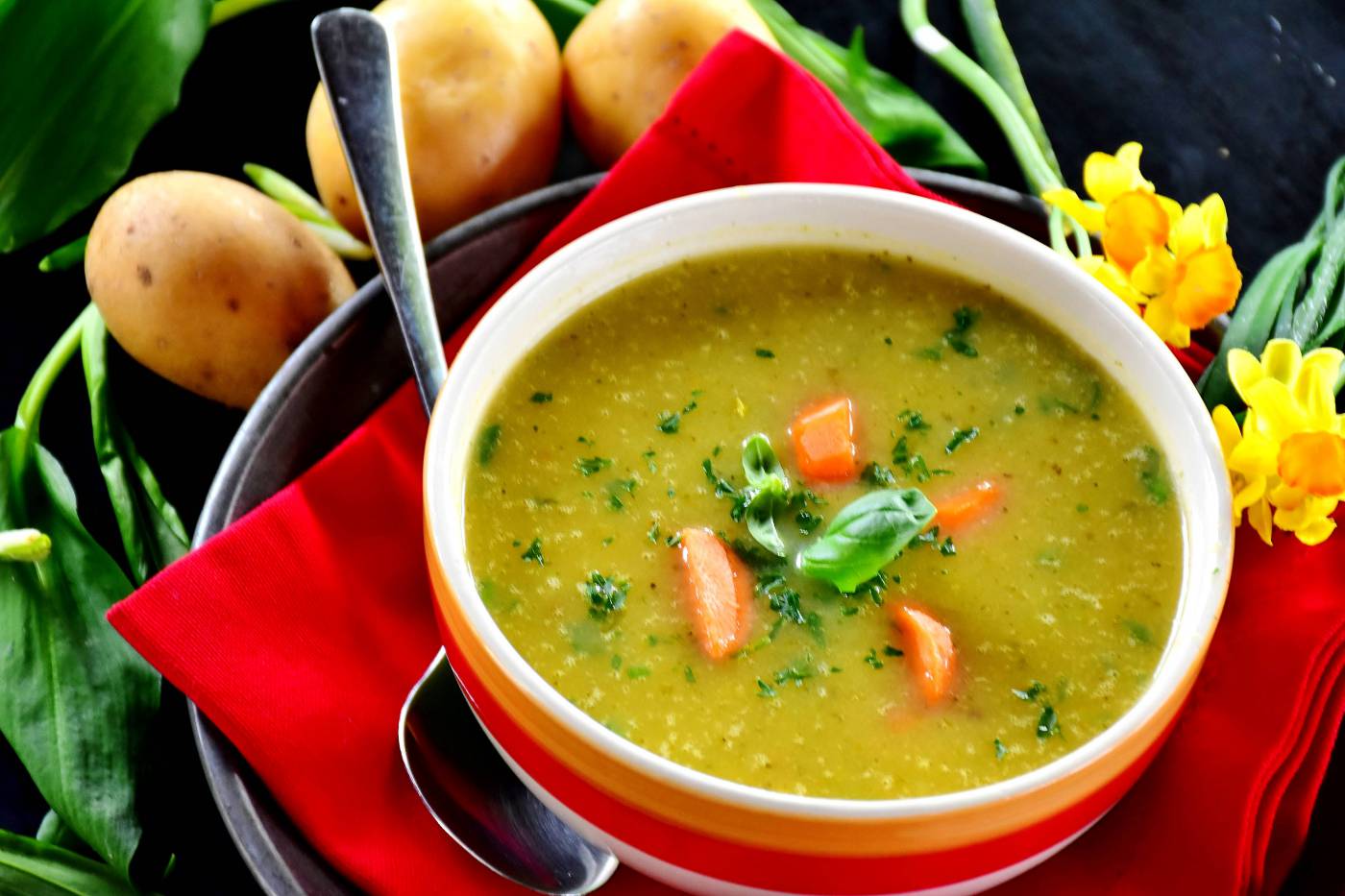 Delicious Homemade Potato Soup - Creamy Comfort Food picture