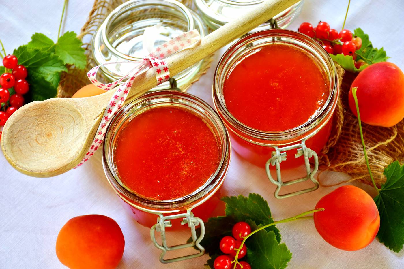 Apricots Jam: Delightful and Fresh Homemade Preserve picture