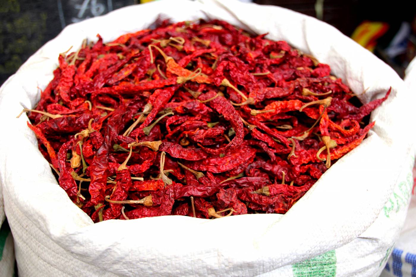 Chile Saffron Spices - Vibrant Flavor and Rich Aroma picture