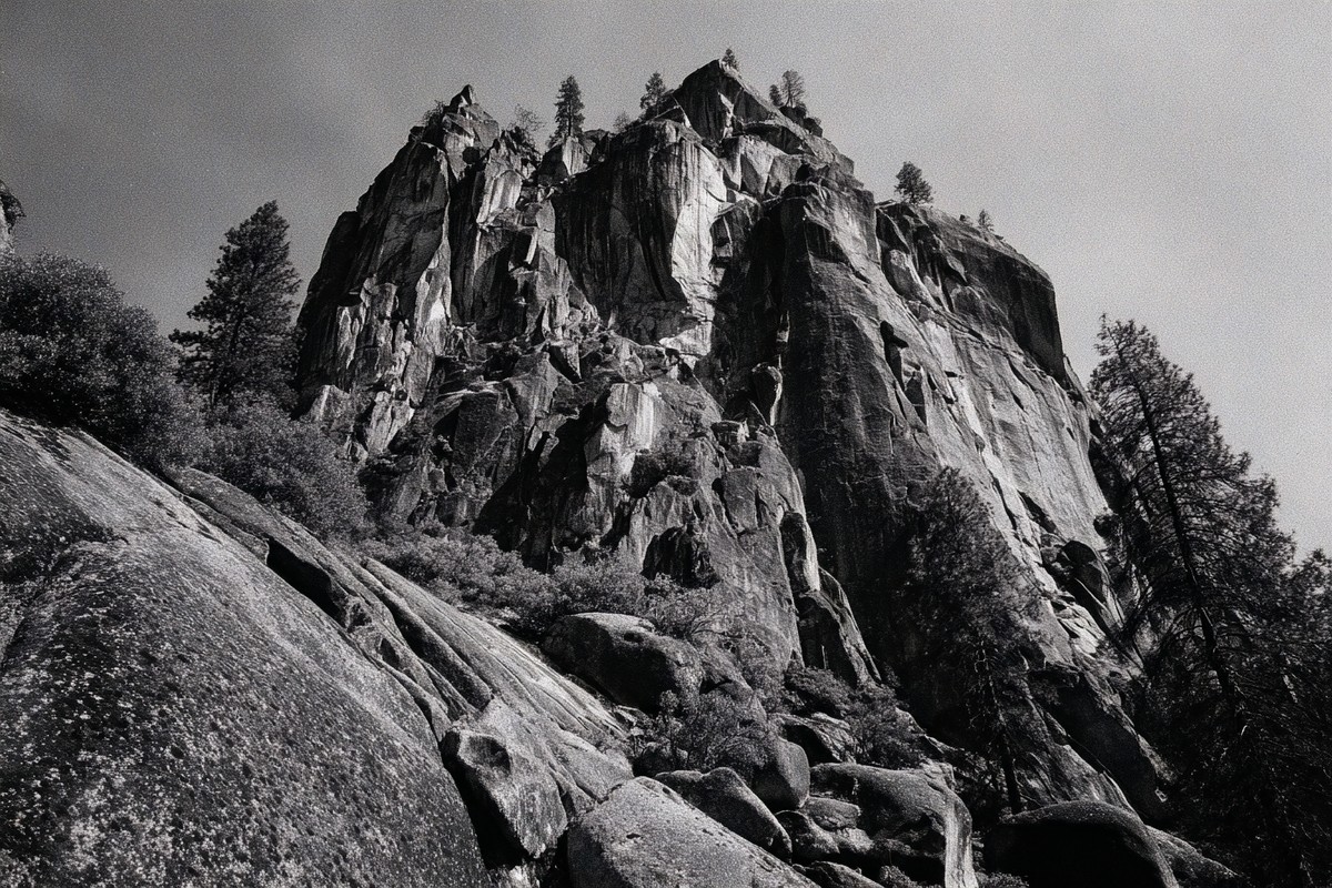 yosemite granite rock face with lichen growth macr b6c68d5c a39f