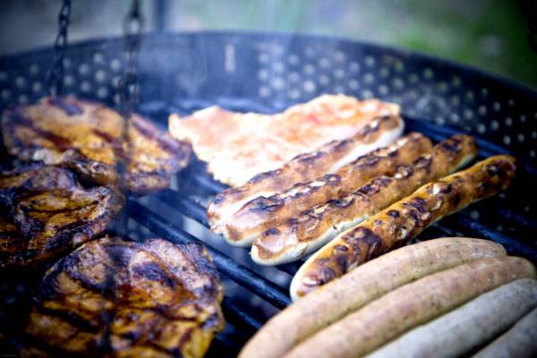 bbq barbecue steak bratwurst/