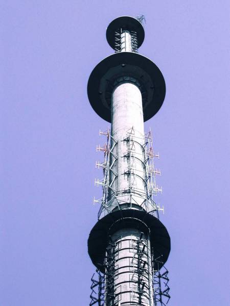 radio mast tower/