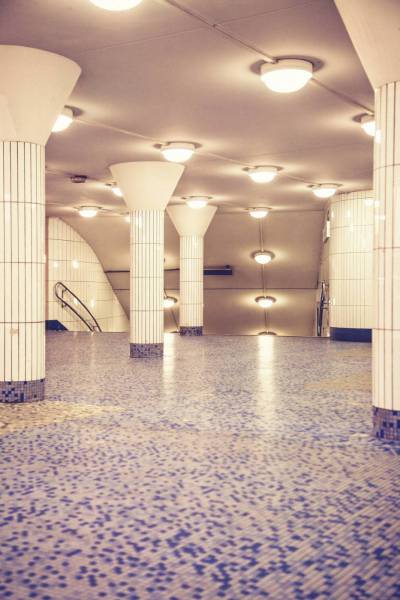 retro underground metro/