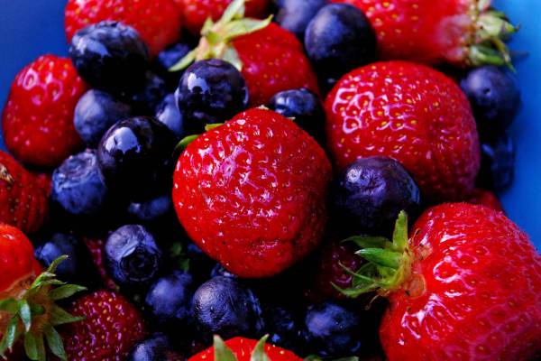 Strawberries & Blueberries Fruit  - ISO ...