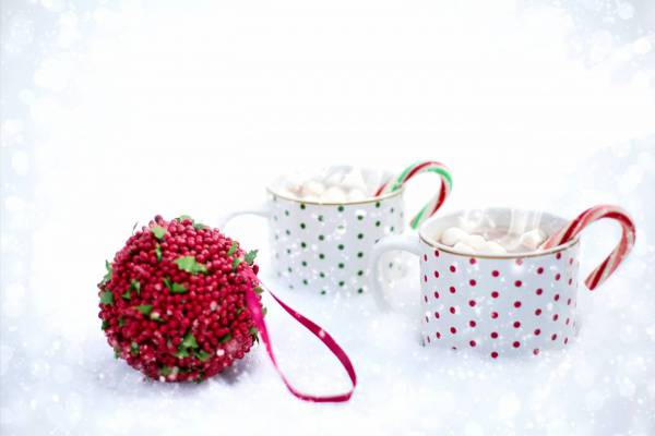 Christmas Hot Chocolate in ?Snow?  - ISO ...